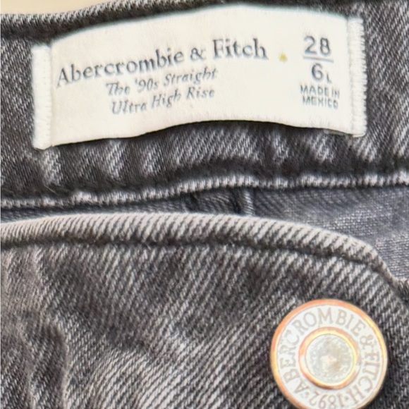 Abercrombie & Fitch 90s Straight Jeans Ultra High Rise Washed Black Dark Gray 6L - Picture 7 of 7
